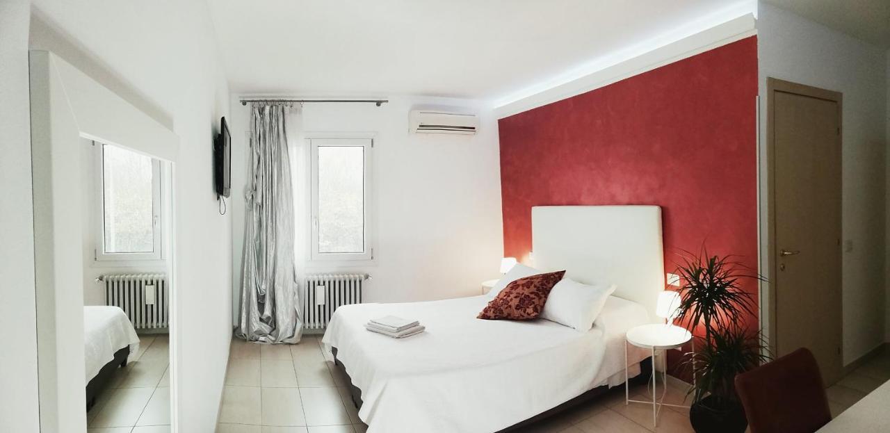 Locanda Divinis Cerea Ngoại thất bức ảnh
