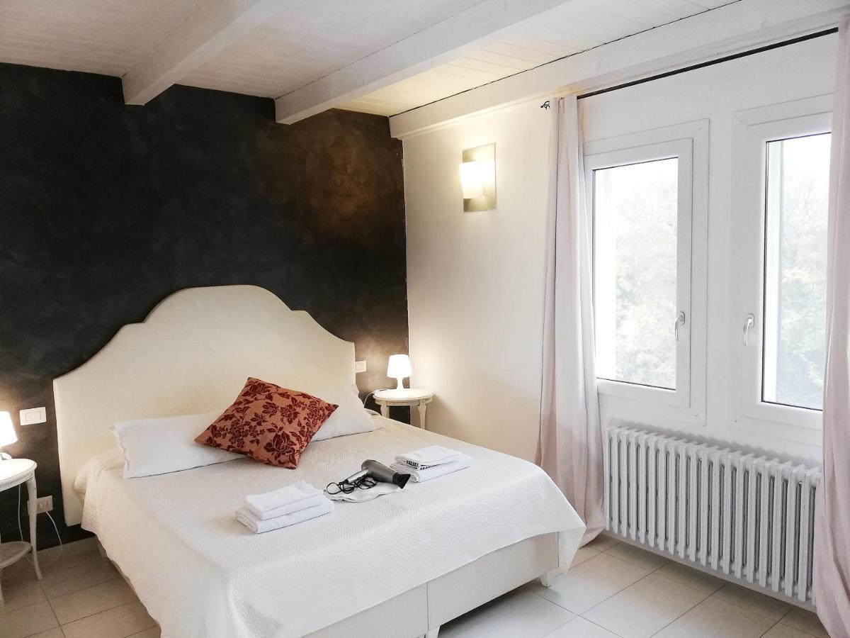 Locanda Divinis Cerea Ngoại thất bức ảnh