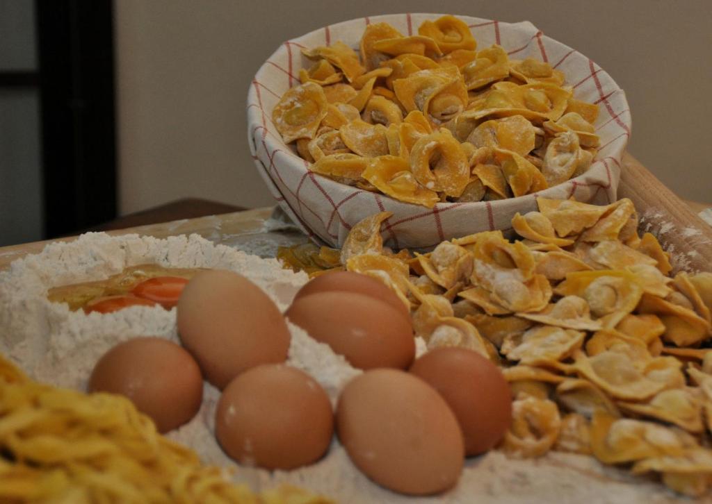 Locanda Divinis Cerea Ngoại thất bức ảnh