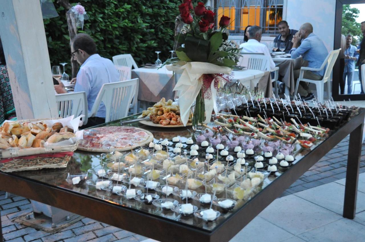 Locanda Divinis Cerea Ngoại thất bức ảnh