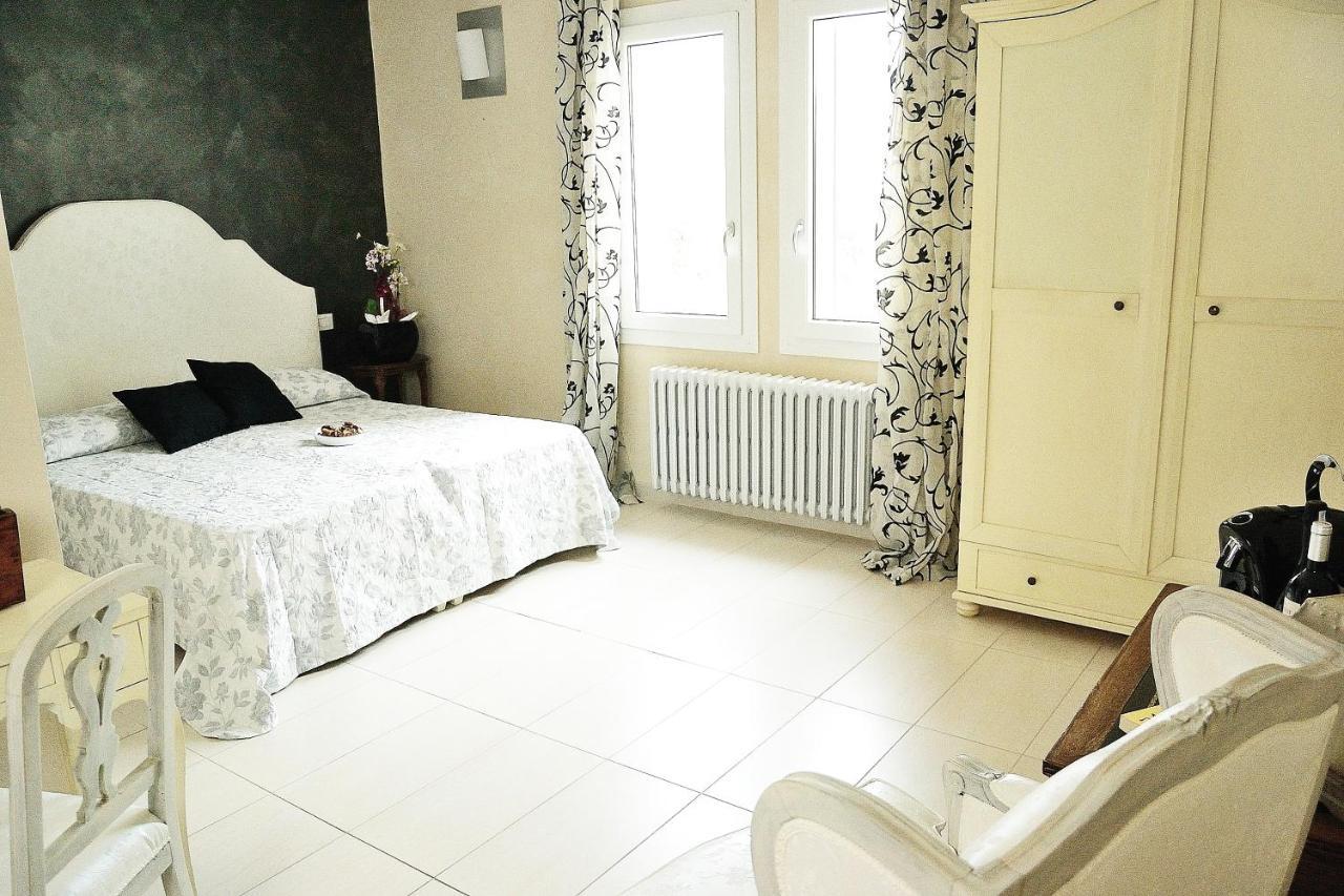 Locanda Divinis Cerea Ngoại thất bức ảnh